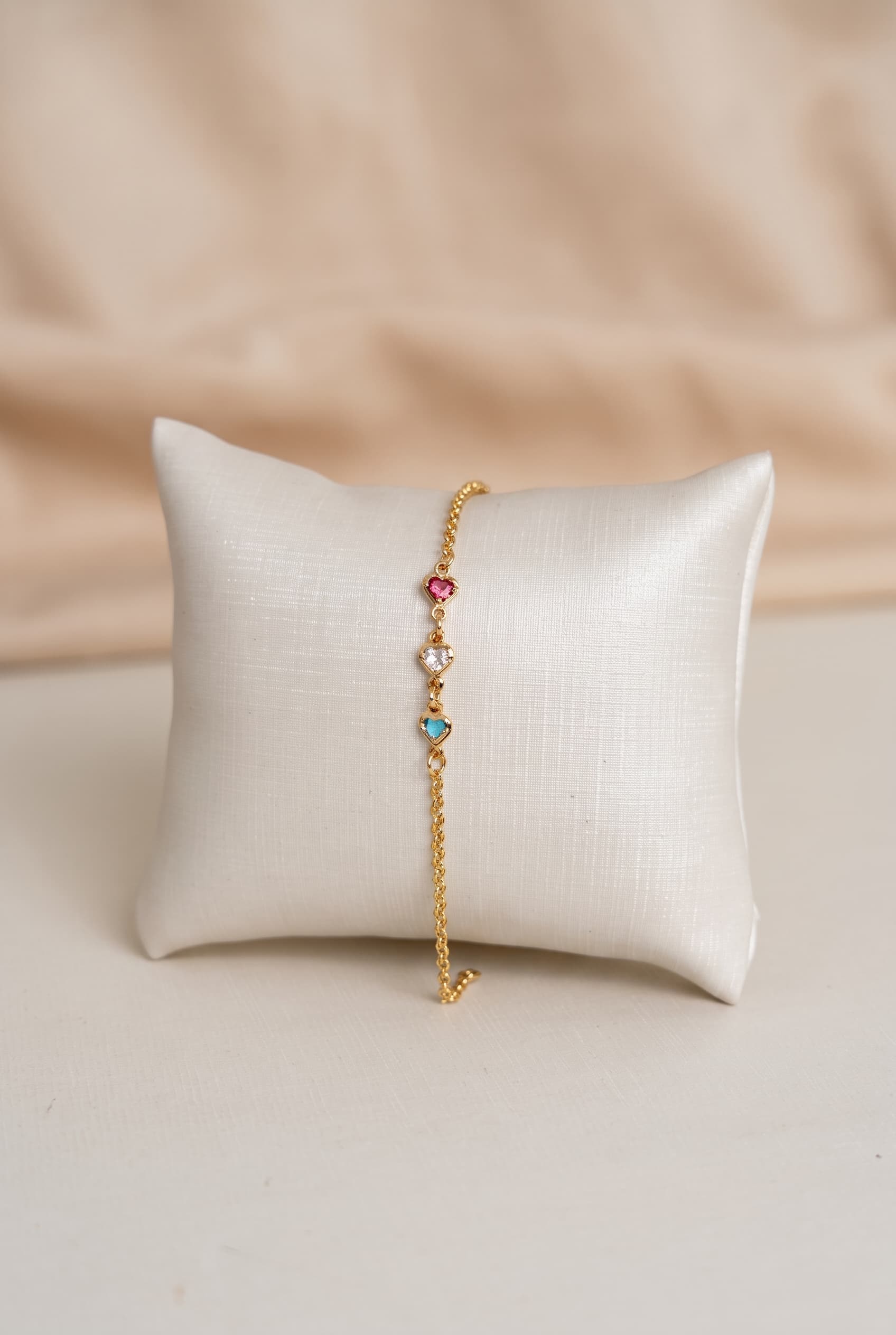 Pulseira Infantil Corações